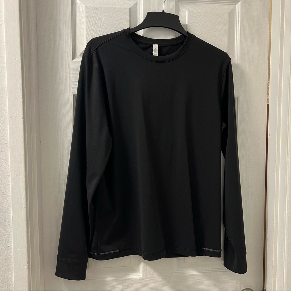 Like New - Men’s Long Sleeve Lululemon Shirt